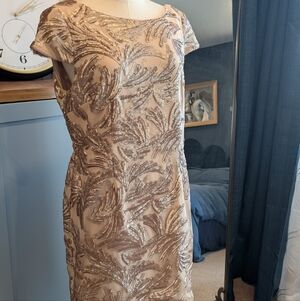 Adrianna Papell Antique Gold Sequined Cap-sleeved Sheath Cocktail dress Size 16
